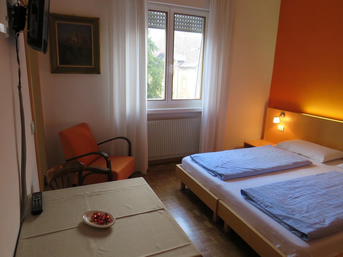 Hôtel Garni Domus Mea à Merano Extérieur photo