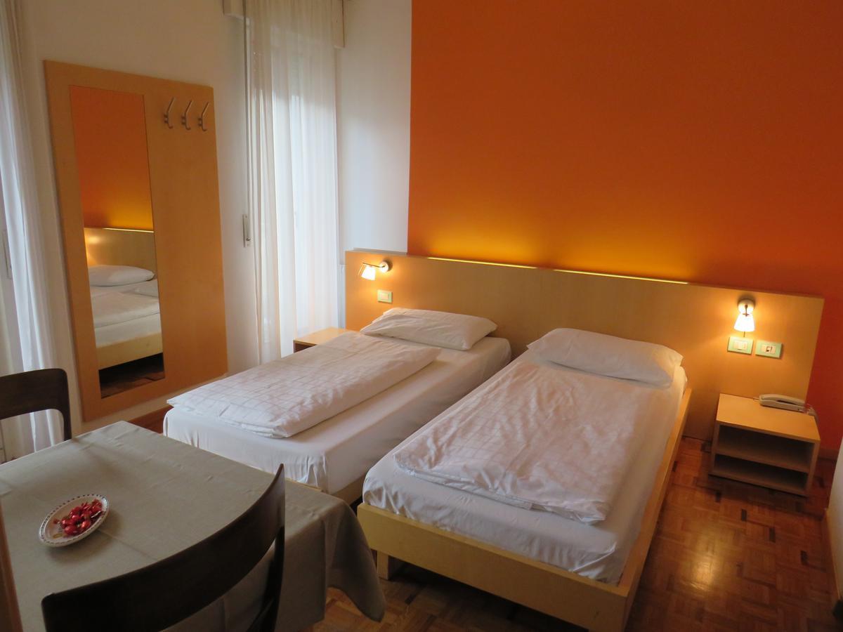 Hôtel Garni Domus Mea à Merano Extérieur photo